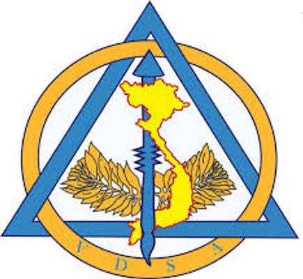 Vietnamese Dental Student Association at UCLA Logo